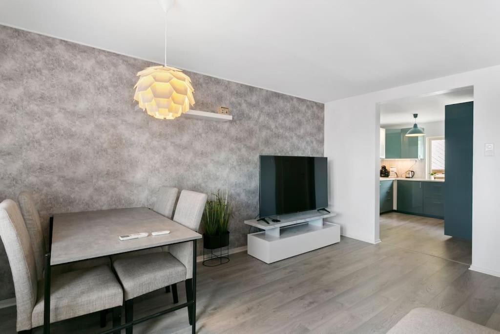 Apartament Koselig Sentrum Leilighet. Ålesund Zewnętrze zdjęcie